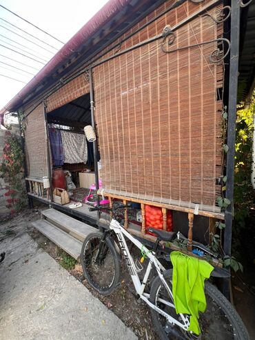 кухонный разделочный стол: Беседка 6 x 5 x 3 м, Металл