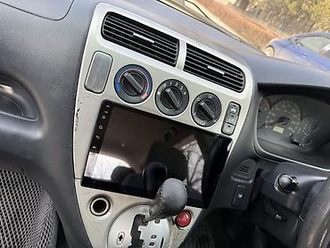 Honda: Honda Civic: 2002 г., 1.5 л, Вариатор, Бензин, Хэтчбэк — 10