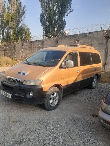 Hyundai: Hyundai Starex: 2003 г., 2.5 л, Механика, Дизель