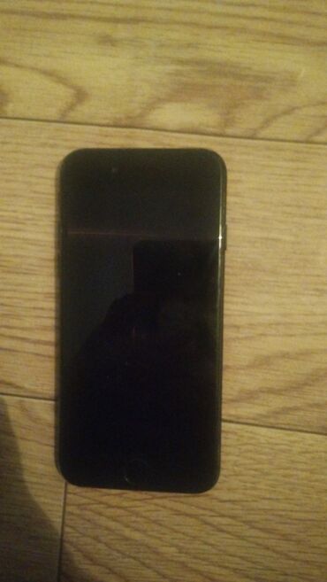 ayfon 6 s: IPhone 7, Qara