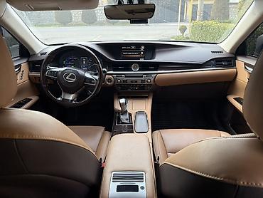 Lexus: Lexus ES: 2017 г., 2.5 л, Вариатор, Гибрид, Седан — 1