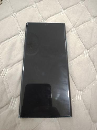 Mobil telefonlar: Samsung Galaxy S22 Ultra, rəng - Yaşıl — 4