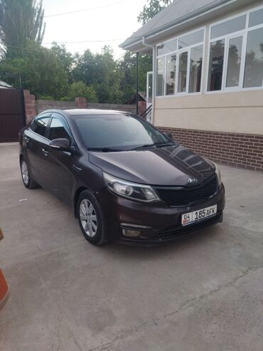 Kia: Kia Rio: 2015 г., 1.6 л, Механика, Бензин, Седан