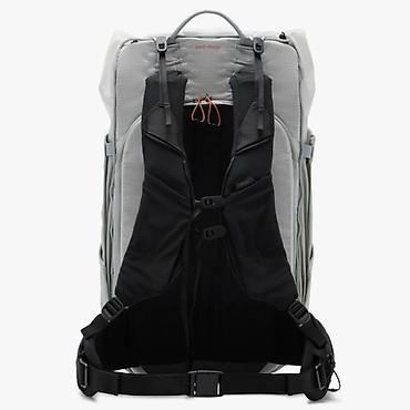 peak: Peak Design Outdoor Backpack 45L, цвет Cloud. Продаю новый — 3