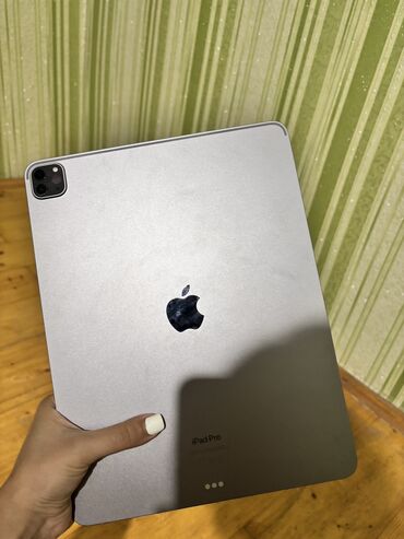 işdenmiş telefon: Б/у Apple iPad Pro 12.9 (2022), 12,9", 128 ГБ, Бесплатная доставка