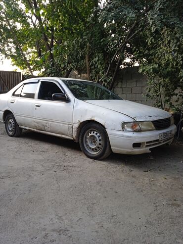 авто унаага алмашам: Nissan Sunny: 1998 г., 1.5 л, Вариатор, Бензин, Седан