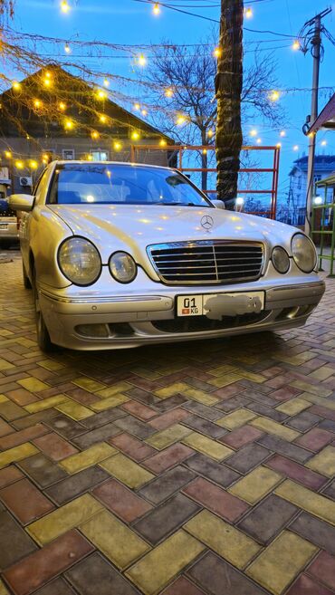 Mercedes-Benz: Mercedes-Benz E-Class: 2001 г., 2 л, Автомат, Бензин, Седан