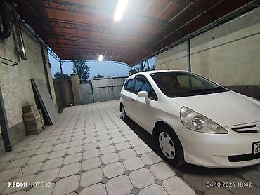 Унаа сатуу: Honda Fit: 2002 г., 1.3 л, Бензин, Хетчбек — 8