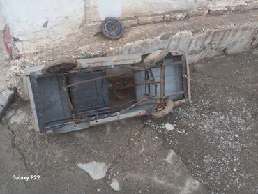 Игрушки: Продаю кузов от детской машины ссср цена за всё — 12