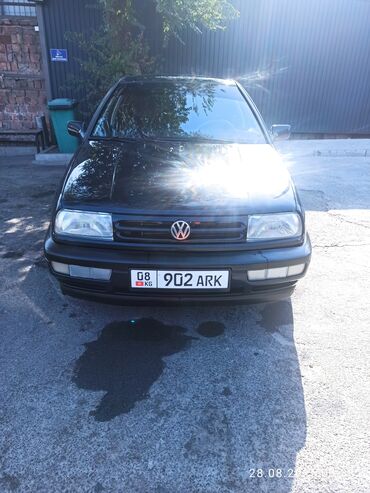 авто в бишкеке: Volkswagen Vento: 1994 г., 1.8 л, Механика, Бензин, Седан