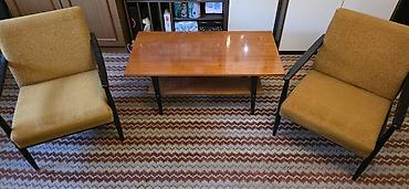 ikea klub sto: Drveni klub sto sa policom mid century retro - Pravougaona ploča od — 5