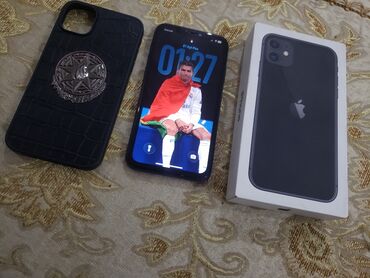 айфон 4 купить: IPhone 11, 64 GB, Qara, Face ID, Sənədlərlə, Simsiz şarj