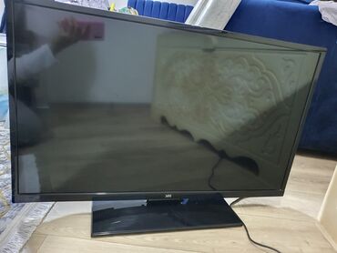 коробка от телевизора: Телевизор SEG без интернета привезли с Турции, не пользовались в КР!