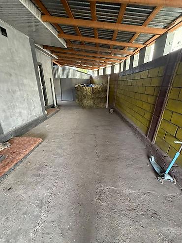 закрытый бассейн: Продам теплыйуютный, благоустроенный дом. 100кв. 5 комнат. отопл. 3 — 3