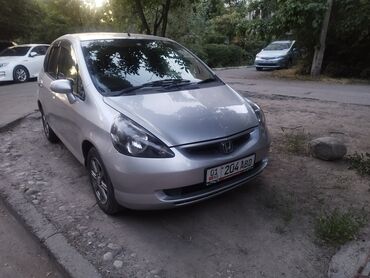 Honda: Honda Fit: 2001 г., 1.3 л, Бензин