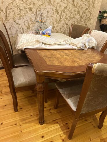 писменный стол: *350₼ MASA desti :-TƏCİLİ SATILIR‼️* 6oturacağı var UNVAN:-masazır