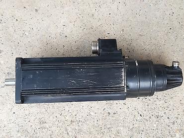 Elektromotori: Servo motor MAC 093C, sa enkoderom i kocnicom Precnik osovine je 24mm — 15