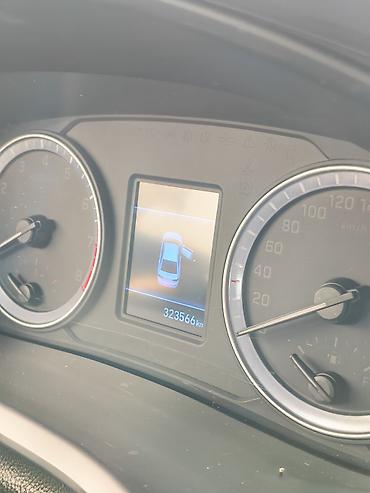 Транспорт: Hyundai Sonata: 2022 г., 2 л, Автомат, Газ, Седан — 8