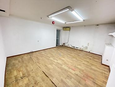 квартира 2 к: Сдаю Офис целиком: Сдаю Пункт выдачи заказов, 42 м², С ремонтом, Первая линия, С отдельным входом — 2