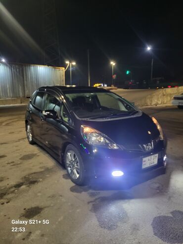 Honda: Honda Fit: 2011 г., 1.5 л, Вариатор, Бензин, Хэтчбэк