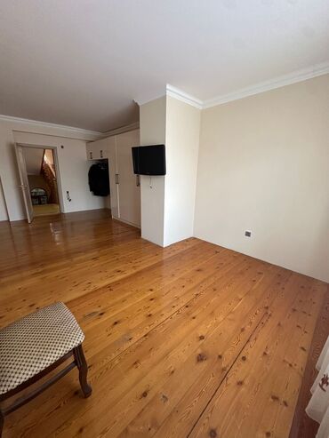 Uzunmüddətli kirayə evlər: 3 kv. m, 5 otaqlı, İşıq -da lalafo.az — 18 Uzunmüddətli kirayə evlər: 3 kv. m, 5 otaqlı, İşıq — 18