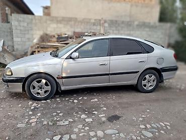 баа: Toyota Avensis: 1999 г., 2 л, Кол менен иштөөчү, Бензин, Лифтбек — 6