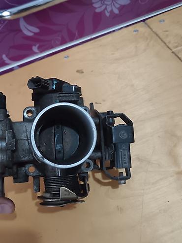 Дроссельные заслонки: Дроссельная заслонка Subaru 2000 г., Б/у, Оригинал, Япония — 13