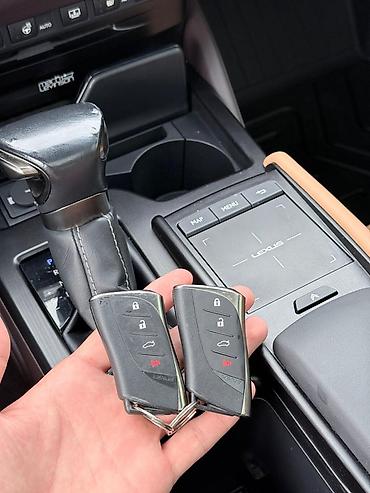 Lexus: Lexus ES: 2019 г., 2.5 л, Вариатор, Бензин, Седан — 3