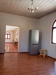 Uzunmüddətli kirayə evlər: 180 kv. m, 4 otaqlı -da lalafo.az — 7 Uzunmüddətli kirayə evlər: 180 kv. m, 4 otaqlı — 7