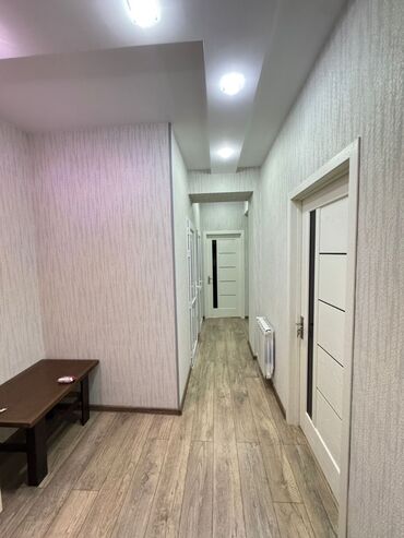 Yeni tikili: 3 otaqlı, Yeni tikili, 75 kv. m — 3