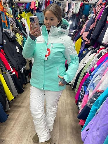 Спортивные костюмы: Лыжные костюмы Куртки Худи Термо белье. Наш адрес рынок Дордой Мурас — 6
