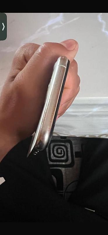 телево: IPhone 11 Pro, Б/у, Серебристый — 5