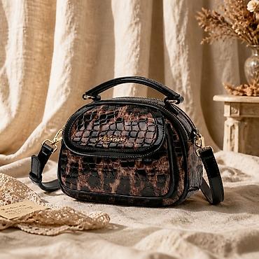 sat versace: Ženska torba preko ramena – lak kožni izgled sa krokodil teksturom i — 4