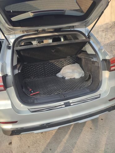 Roewe: Roewe RX5: 2020 г., 1.5 л, Кроссовер — 12