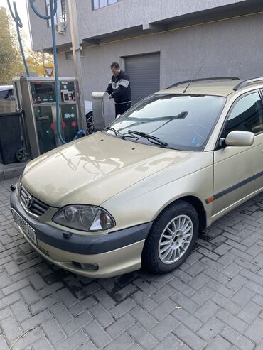 Toyota: Toyota Avensis: 2002 г., 2 л, Механика, Бензин, Универсал — 6