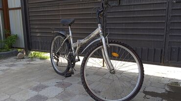 колеса велосипед: Продам велосипед в среднем состоянии. Горный скоростной. Складной