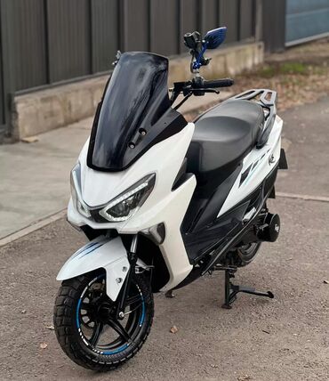 арзан скутерлер: Скутер Yamaha, 175 куб. см, Бензин, Жаңы, Бөлүп төлөө менен