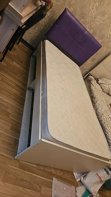ortopedik dosek: Tək nəfərlik çarpayı və döşək dəsti. Xüsusiyyətlər: - Ölçü: təxminən — 3
