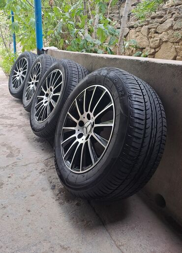 17 şam disk: Disk təkər Mercedes-Benz 225 / 45 / R 17, 5 Boltlu