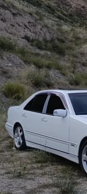 mercedes e200: Ветровики на окна Mercedes-Benz, Б/у — 3