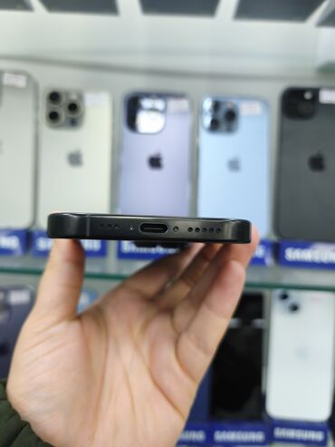 Apple iPhone: IPhone 16 Pro, Qara, Simsiz şarj — 3