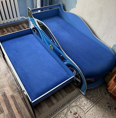 bunk bed: Детская двухместная кровать-машина с выкатным вторым спальным местом — 3