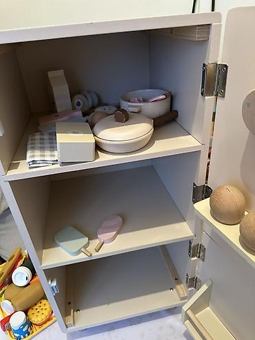 silver kitchen: Деревянный детский холодильник Gserin “Happy Hour” - Игровой — 1