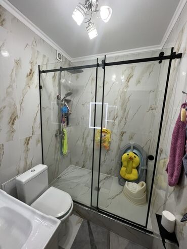 спортивный костюм м: Душевая перегородка из закалённого стекла с раздвижными дверями -