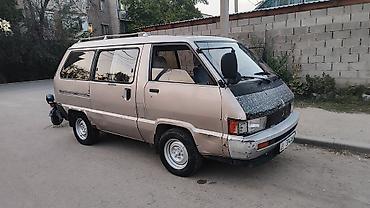 ion машина: Toyota Hiace: 1989 г., 2 л, Механика, Бензин, Минивэн — 2
