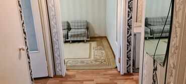 3 комнатная квартира асанбай: 3 бөлмө, 85 кв. м, 105-серия, 3 кабат, Косметикалык ремонт
