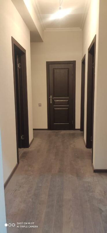 аренда помещений под магазин одежды: 3 комнаты, Новостройка, 74 м²