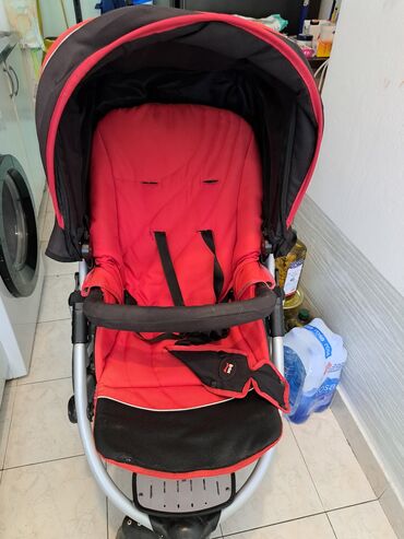 Kolica za bebe: Na prodaju dečija kolica.Siva pegperego crvena Britexs polovna očuvana