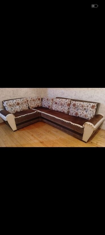 Divanlar: Künc divan, İşlənmiş, Açılan, Bazalı, Çatdırılma yoxdur lalafo.az -da Divanlar: Künc divan, İşlənmiş, Açılan, Bazalı, Çatdırılma yoxdur
