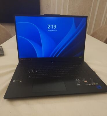 laptop masasi: Notebook 5gundur alınıb Pul lazim olduğu üçün 2200₼ satılır CPU